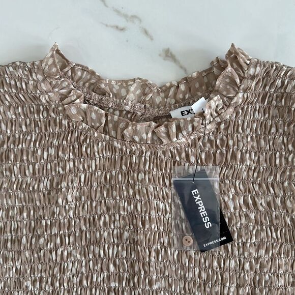 NWT Express Printed Smocked Ruffle Neck Puff Sheer Sleeves Top Sz M - Picture 6 of 12